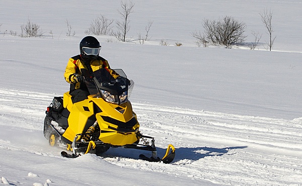 Катание на снегоходах в Муроме в подарок. Сервис Ultra Подарки
. Подарочный сертификат на катание на снегоходах в Муроме с друзьями. Закажите прокат снегоходов в подарок для мужчины по привлекательным ценам. Живописные маршруты для езды на снегоходах это отличная возможность активного отдыха. Сервис UltraPodarki.ru 8 800 505 95 30. катание на снегоходах, подарочный сертификат на катание на снегоходе, прокат снегоходов, прокат снегоходов Муром, катание на снегоходах Муром, езда на снегоходе