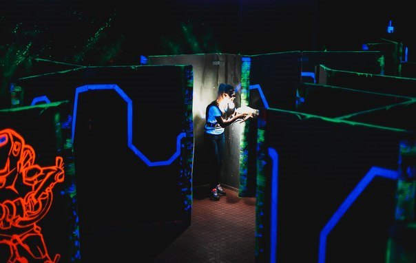 Игра в лазертаг в Муроме. Сервис Ultra Подарки. Купить лазертаг в городе Муромf. Попробуйте лазерный пейнтбол в лазертаг клубе. Цены на лазертаг. Сервис: UltraPodarki.ru 8 800 505 95 30. Лазертаг в Муроме, купить лазертаг Муром, лазертаг, купить лазертаг, лазерный пейнтбол Муром, лазертаг для детей Муром, лазертаг клуб, лазертаг клуб Муром