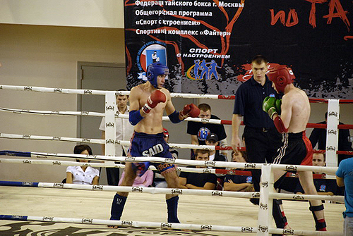 Купить занятие тайским боксом в Муроме. Сервис Ultra Подарки. Хотите взять уроки Муай Тай в клубе тайского бокса? Купите сертификат на занятие тайским боксом в Муроме. Сервис UltraPodarki.ru 8 800 505 95 30. Занятия тайским боксом, тайский бокс индивидуальные занятия, занятия тайским боксом в Муроме, тайский бокс цена, тайский бокс тренировка, тайский бокс клуб, тайский бокс клуб в Муроме, муай тай, уроки муай тай, сертификат на тайский бокс, Муай Тай Муром, Тайский бокс Муром, купить тайский бокс, купить муай тай, купить Тайский бокс Муром