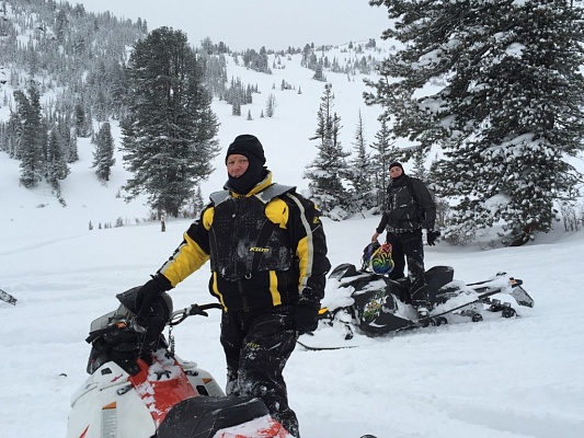 Катание на снегоходах в Муроме в подарок. Сервис Ultra Подарки
. Подарочный сертификат на катание на снегоходах в Муроме с друзьями. Закажите прокат снегоходов в подарок для мужчины по привлекательным ценам. Живописные маршруты для езды на снегоходах это отличная возможность активного отдыха. Сервис UltraPodarki.ru 8 800 505 95 30. катание на снегоходах, подарочный сертификат на катание на снегоходе, прокат снегоходов, прокат снегоходов Муром, катание на снегоходах Муром, езда на снегоходе