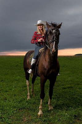 Обучение верховой езде в Муроме. Сервис Ultra Подарки. Купить обучение верховой езде в Муроме. Вы сможете попробовать курс по верховой езде и конные прогулки. Сервис UltraPodarki.ru 8 800 505 95 30. Обучение верховой езде, верховая езда в Муроме, верховая езда Муром, конный спорт, уроки верховой езды, школа верховой езды, конные прогулки, верховая езда, школа верховой езды в Муроме, конные прогулки в Муроме, обучение верховой езде в Муроме, конный спорт в Муроме, уроки верховой езды в Муроме